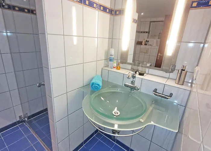 Close To Nature,airport, Fair Ratingen